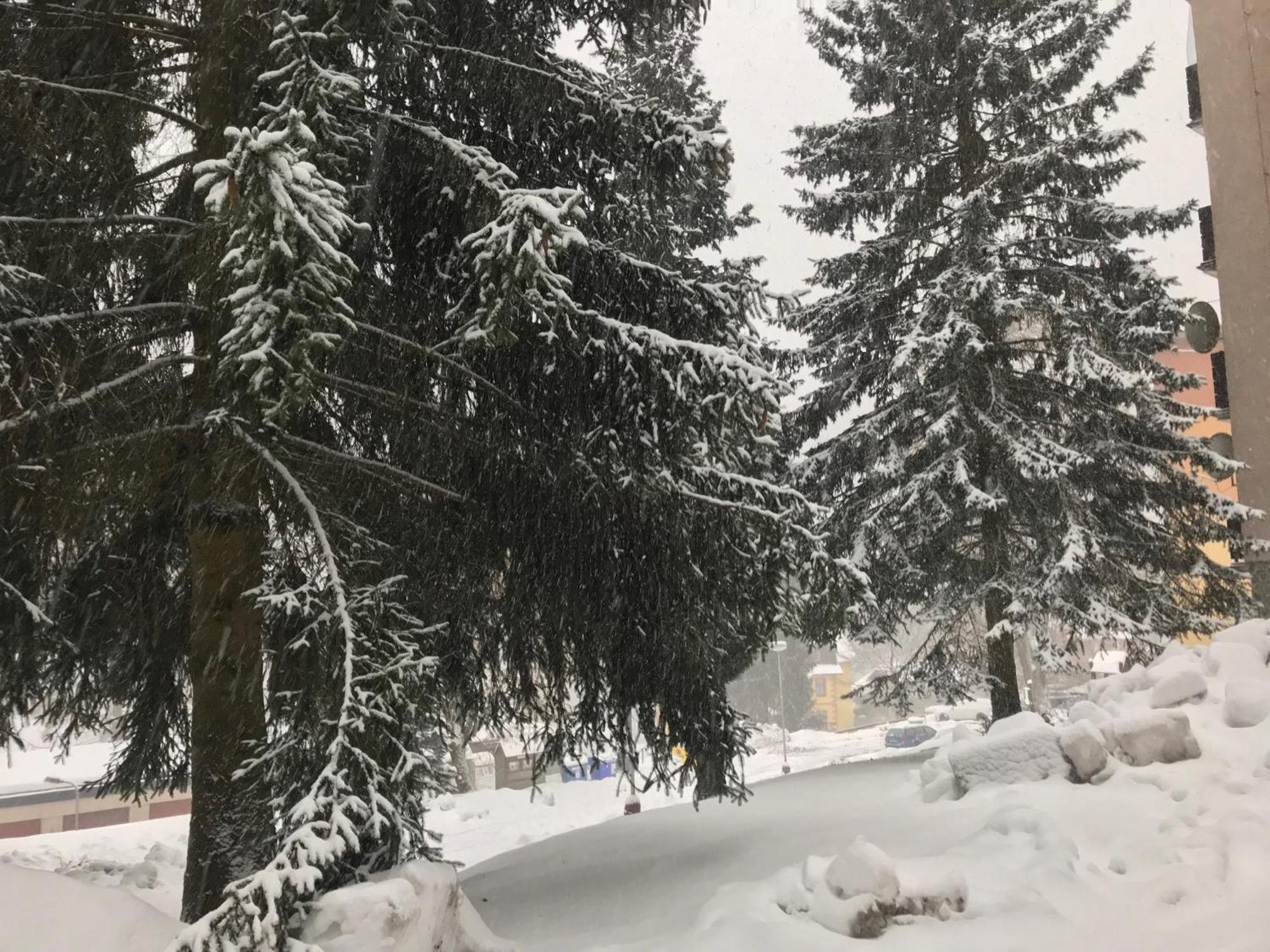 Julie 1 Lägenhet Svoboda nad Úpou Exteriör bild
